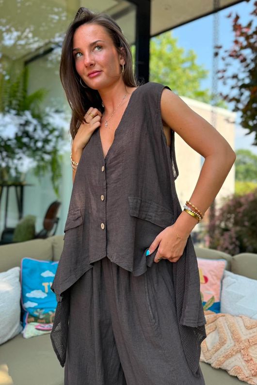Sandbar Linen Blend 3 Button Dip Side Waistcoat Chocolate